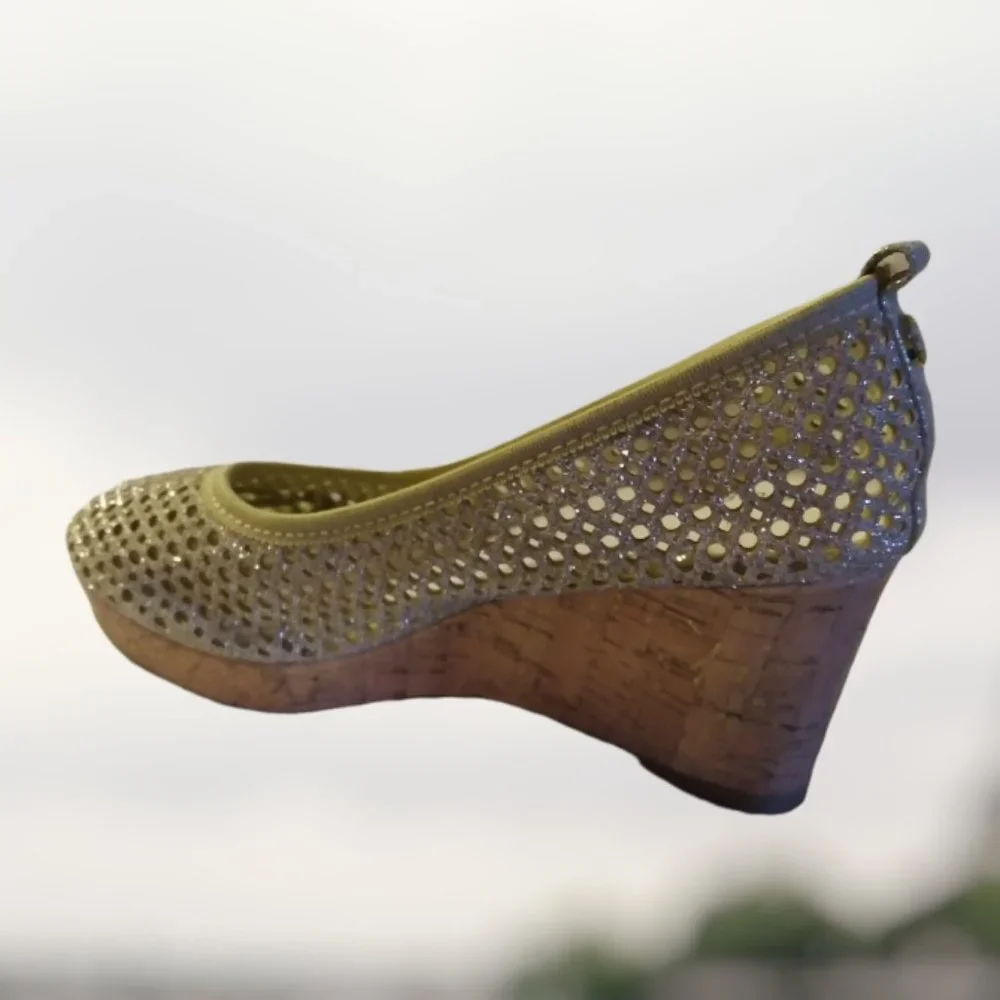 STUART WEITZMAN (3) GIRLS CAY LACE PLATINUM NOIR HEEL WEDGE Size 3 LIKE NEW